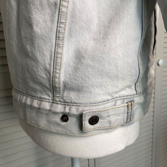 Levis Strauss White Star Studded Cotton Faux Fur Lined Denim Jacket Wome… - Picture 10 of 15